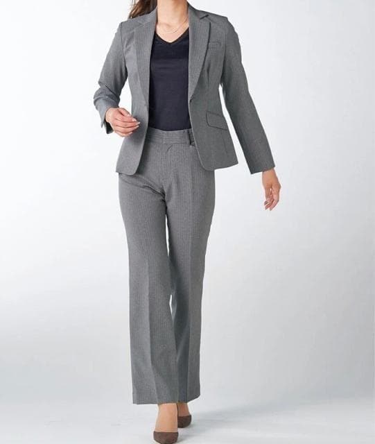 新品☆17号LLグレー系ストライプ♪洗える2パンツスーツ脚きれい見え◯◯G252