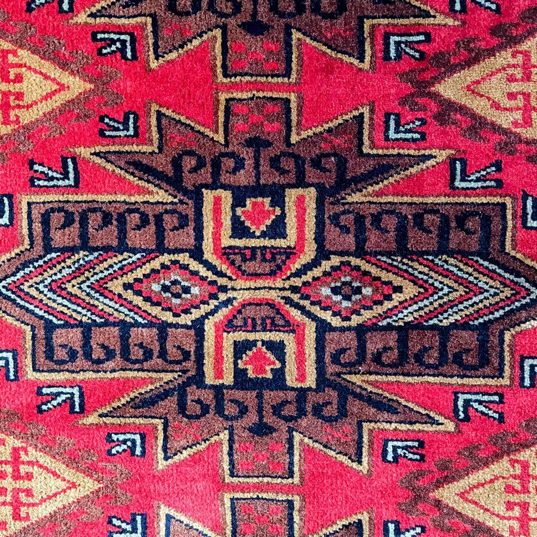 バルーチ産 玄関マット ペルシャ絨毯 本物 手織り トライバルラグ