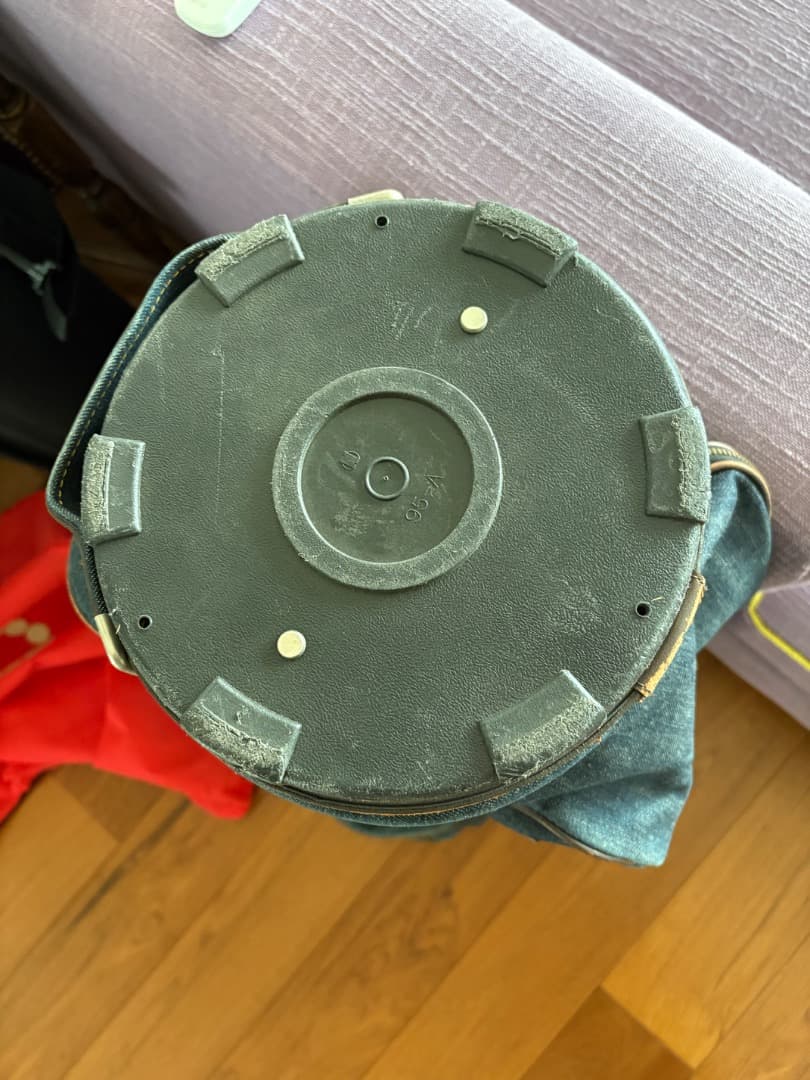 デニムキャディバッグ 赤い刺繍