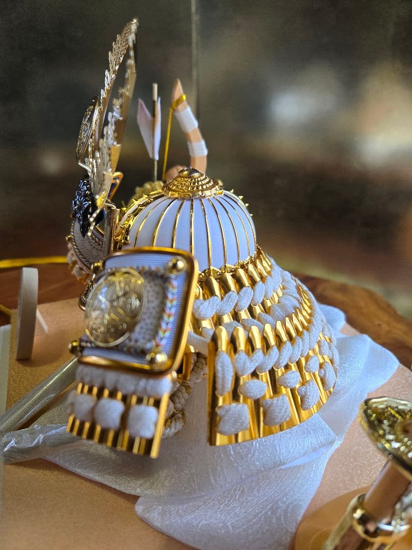 【展示品限り】五月人形　兜　徳川家康　ケース飾り　※閉店セール　K42
