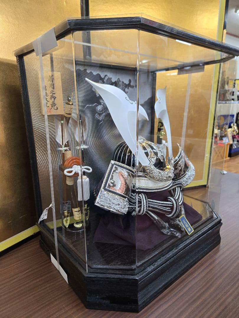 【展示品限り】五月人形　兜　鍬形　ケース飾り　※閉店セール　K33