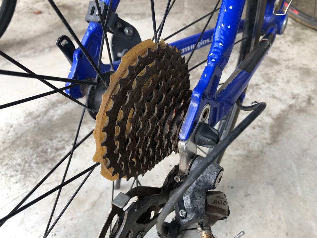 GIOS MISTRAL 青色 クロスバイク　訳あり　新品チェーン付き