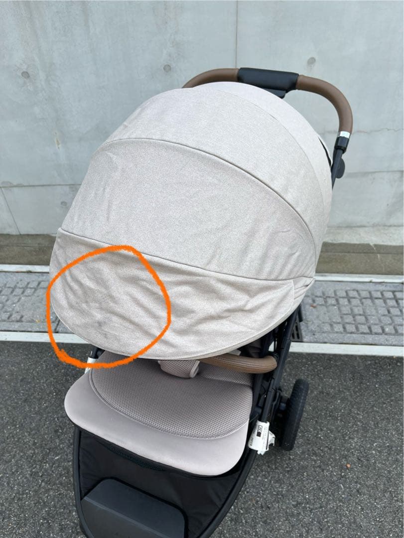 アップリカ　スムーヴプレシャスAB　3輪ベビーカー　ベージュ