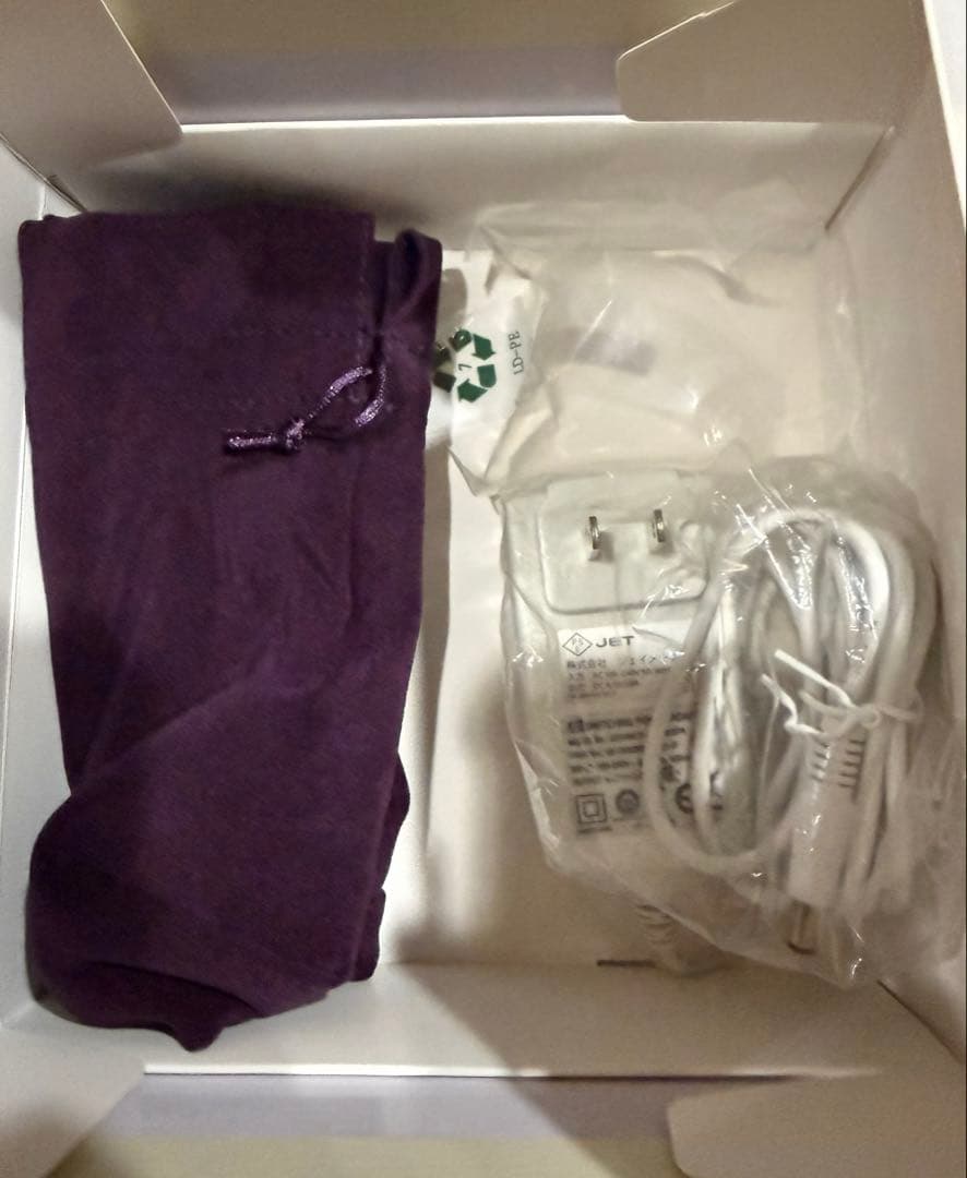 極極美品！　NEWA リフト美顔器　有線品　未開封ジェル4本付き！