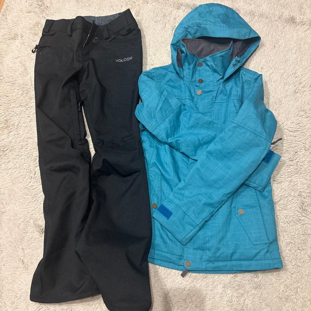 Burton SサイズジャケットとVolcomパンツセット