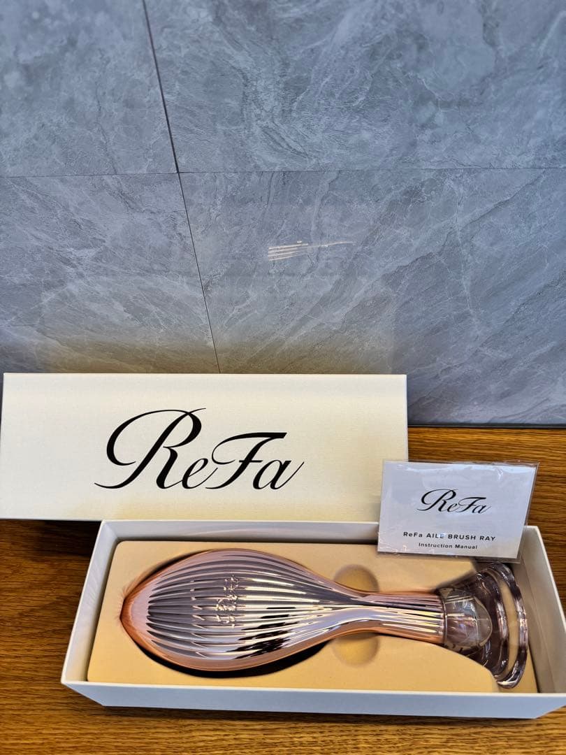 ReFa AIL RUBBER RAY ヘアブラシ
