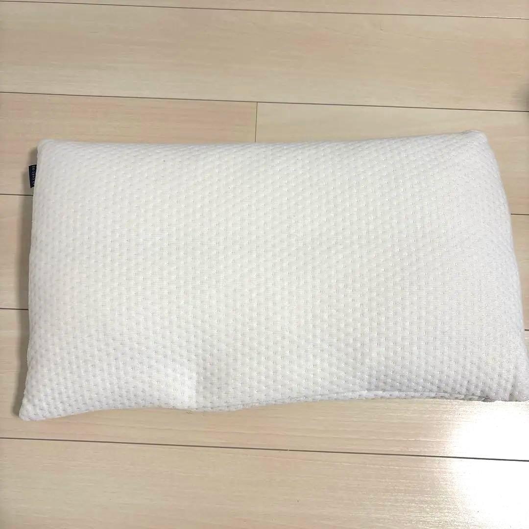 キュアレ　THE MAKURA 整体枕