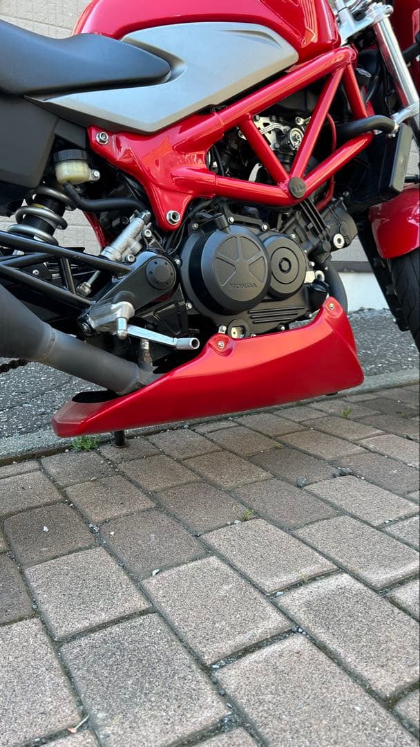HONDA VTR250 マジカルレーシング製アンダーカウル/おまけ付き
