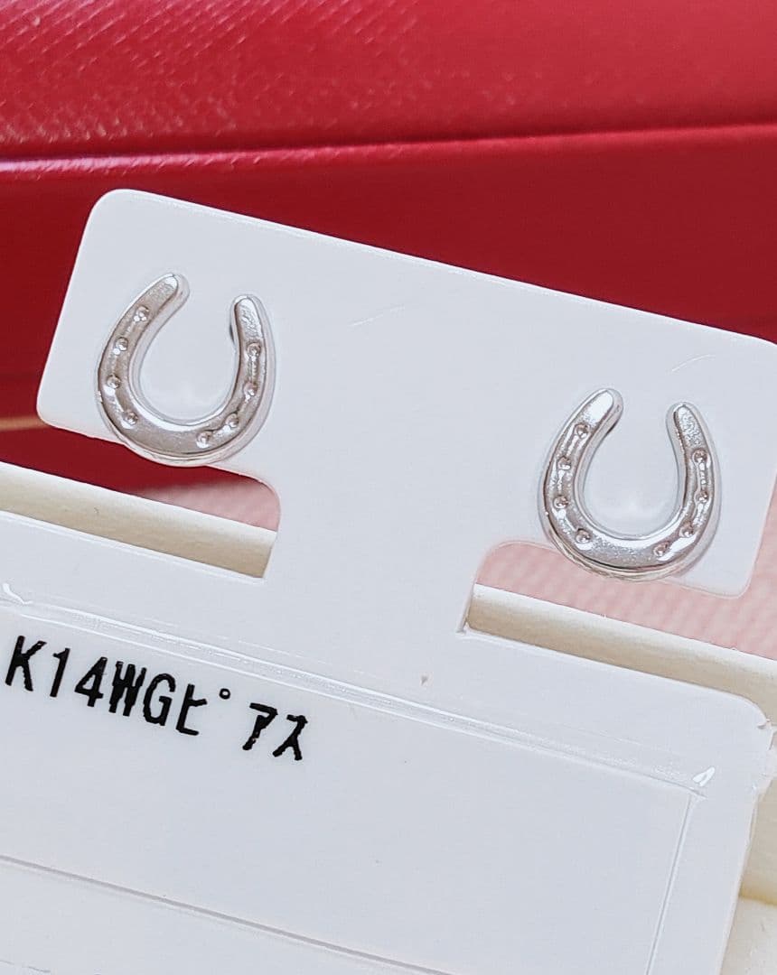 新作 未使用品 k14WG ピアス