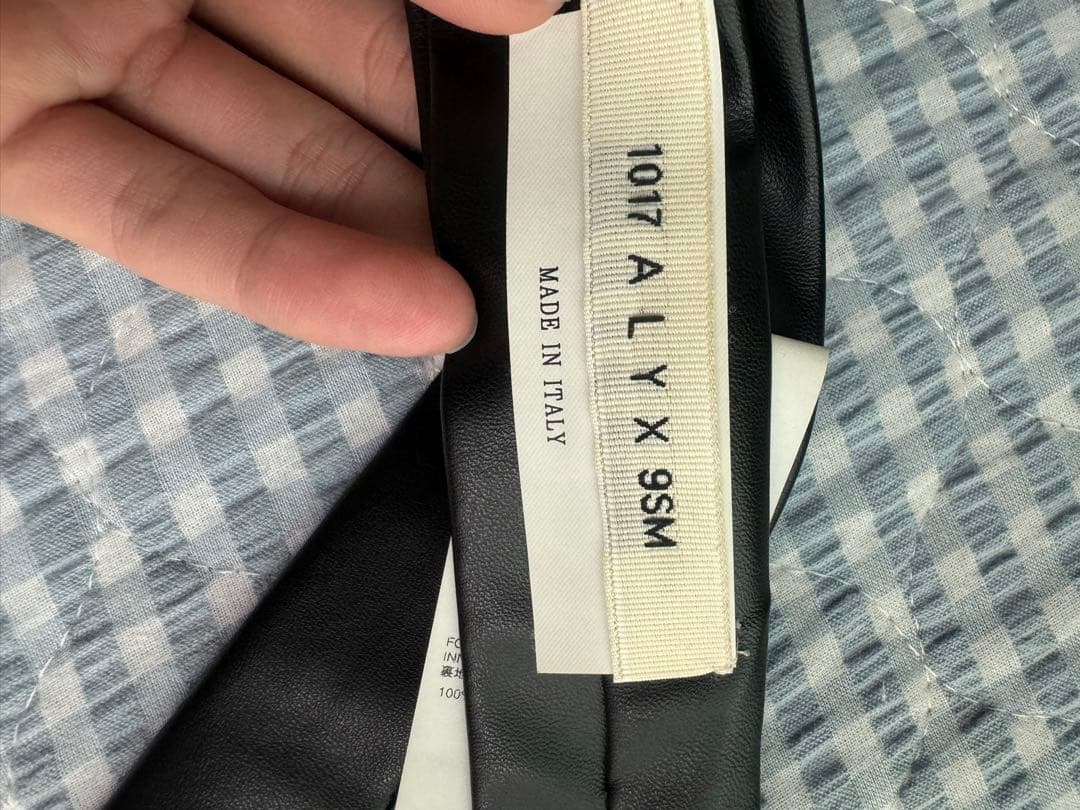 1017 ALYX 9SMレザーネクタイ
