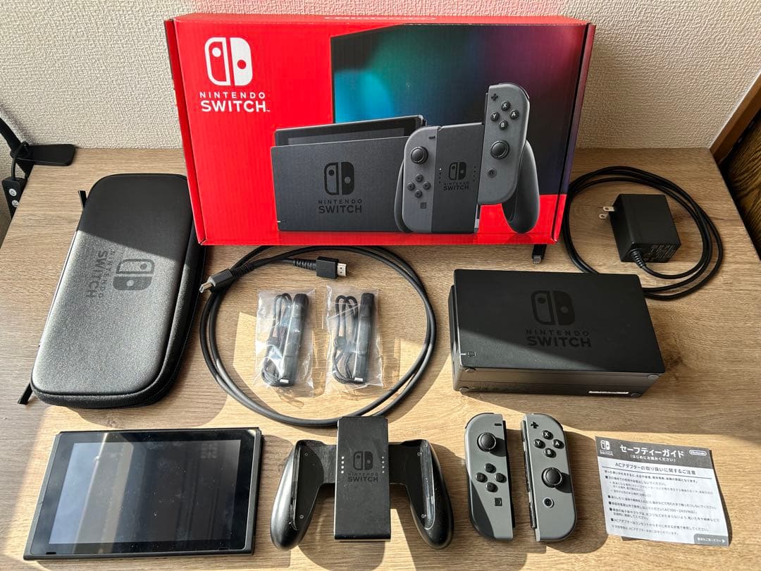 Switch Nintendoグレー　本体　ニンテンドースイッチ