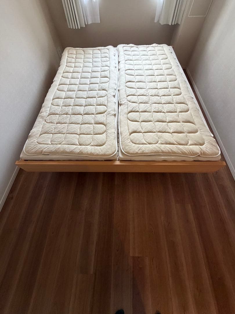 木製フレームベッド　ヒュスラーネスト　クイーンサイズ【マット、ベッドパッド付き】