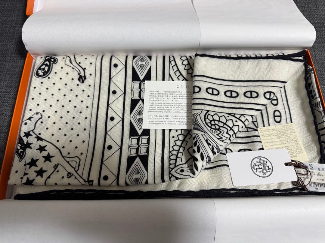 ★新品未使用★ エルメス　カレジェアン　シュヴァル・ドゥ・クール　140 白黒