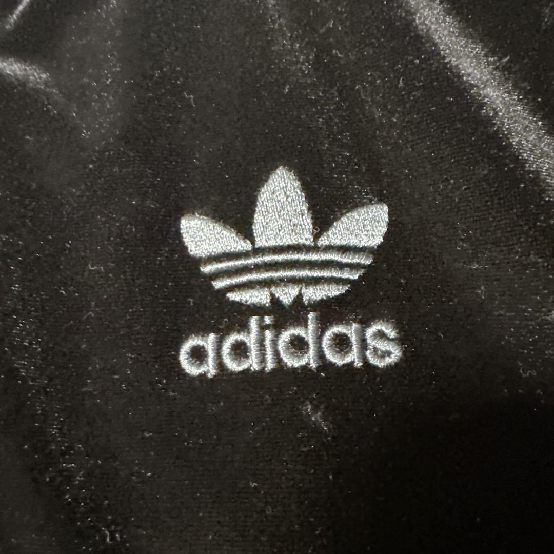 adidas originals ベロアトラックジャケット ブラック ベルベット