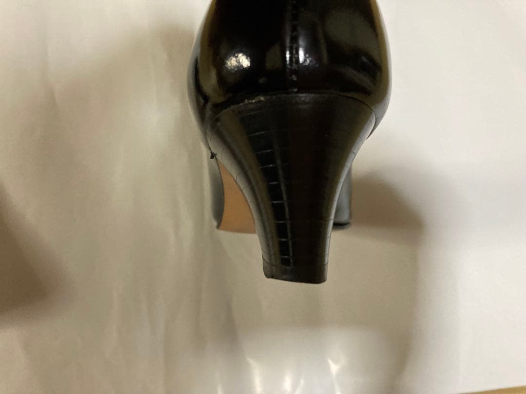 Salvatore Ferragamo 黒リボンパンプス