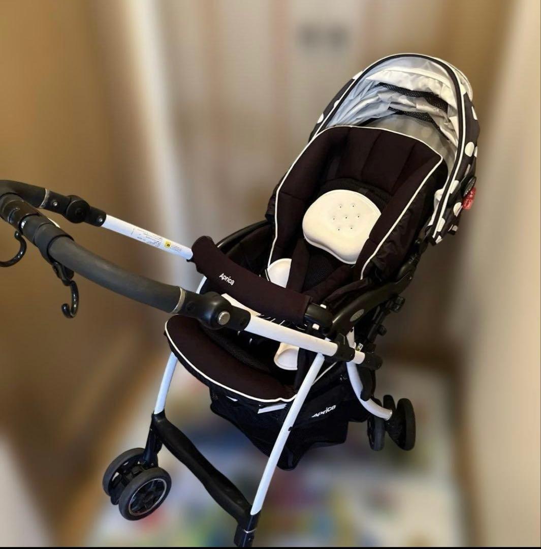 【美品】アプリカ　ラクーナビッテ　ベビーカー