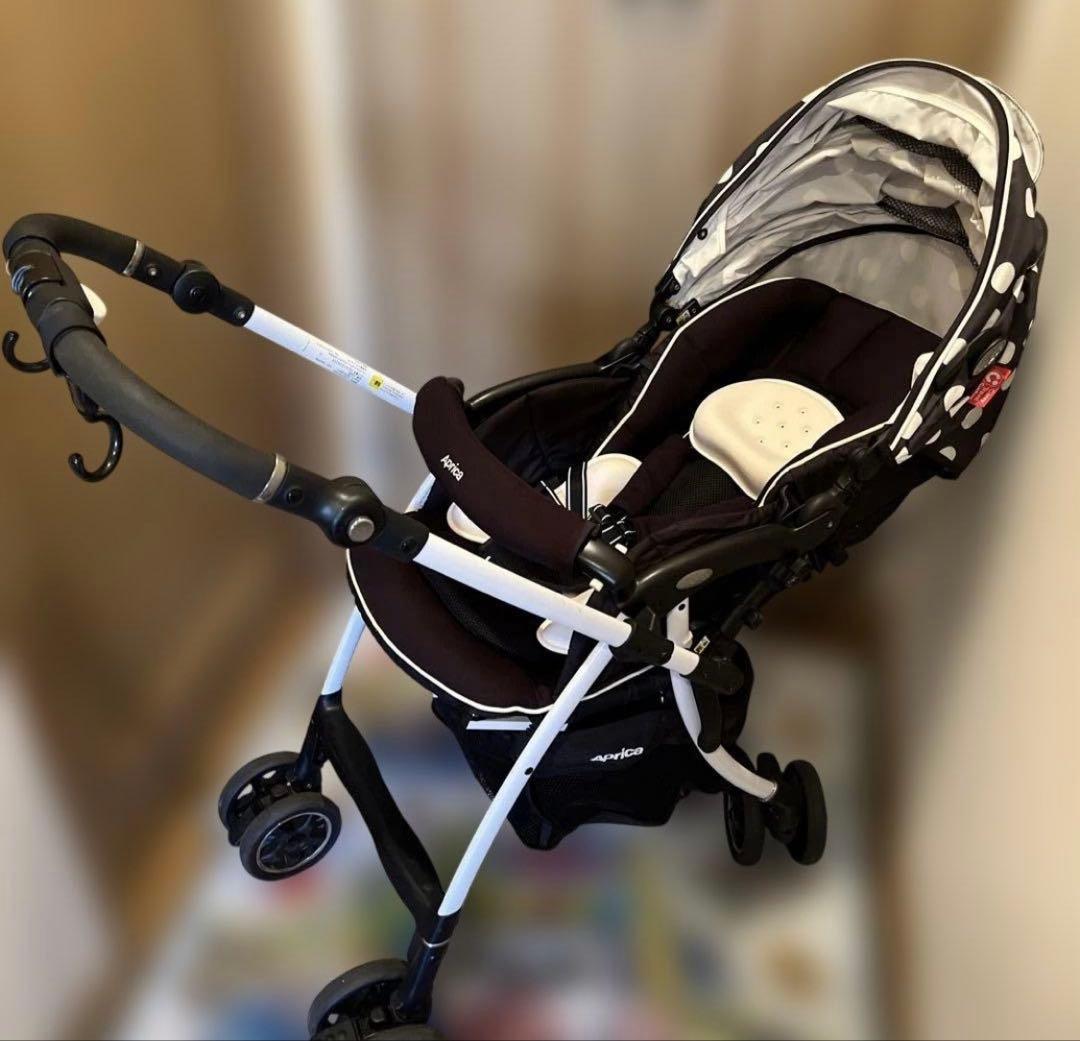 【美品】アプリカ　ラクーナビッテ　ベビーカー