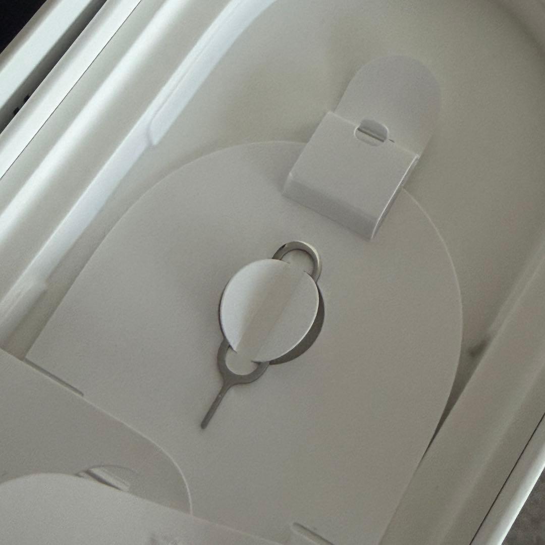 Apple iPhone 16 Pro 256GB ナチュラルチタニウム