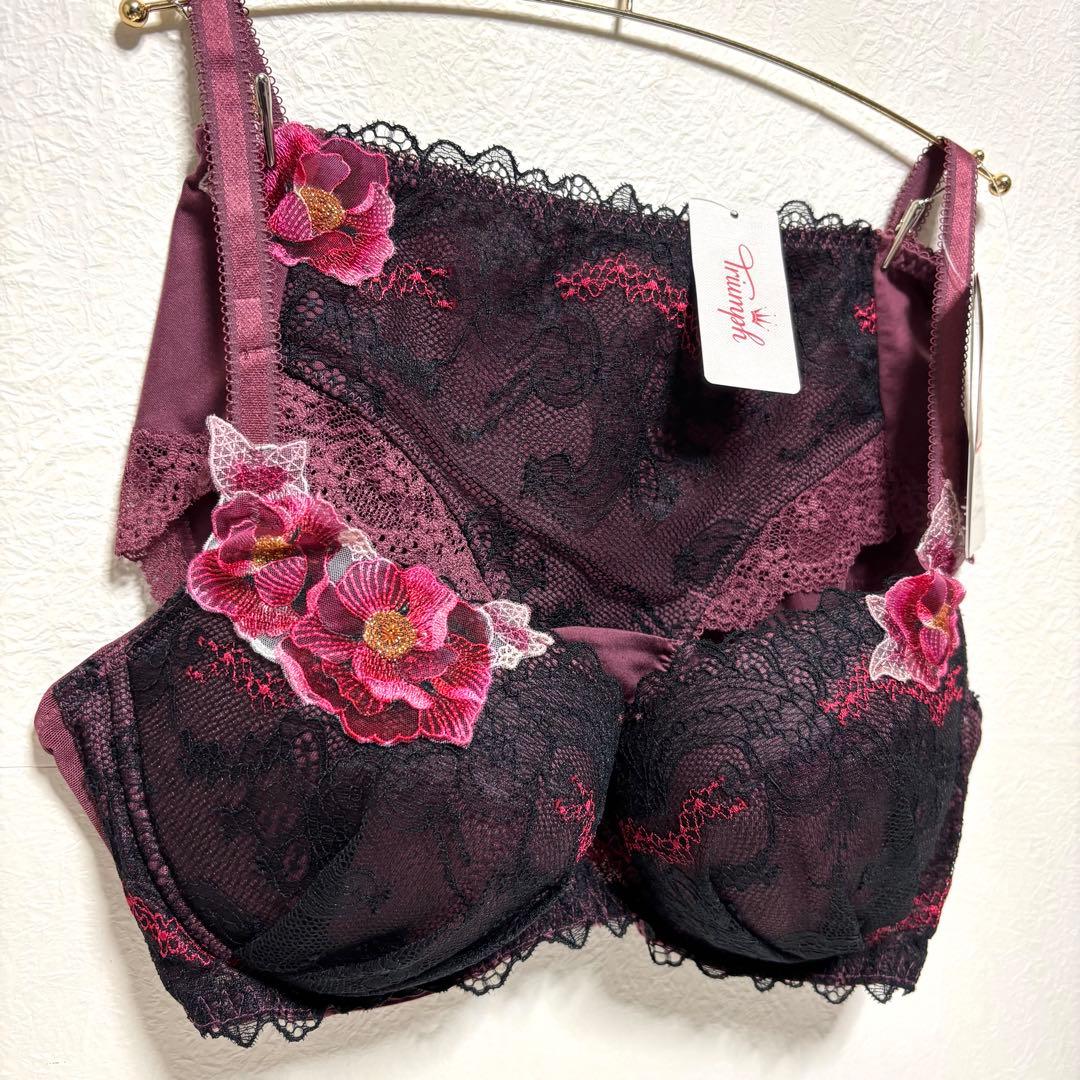 E75L トリンプ プレミアム レッドレーベル 0094 ブラ＆ショーツM014