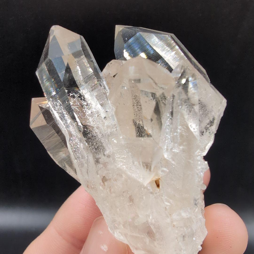 高品質 ガネッシュヒマール産　水晶　ポイント C