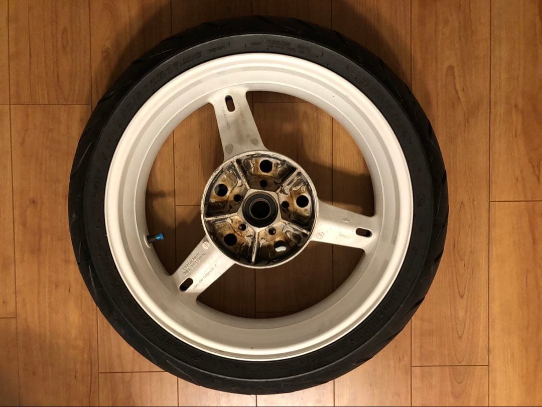GSX-R1000 リアホイール 17×MT6.00