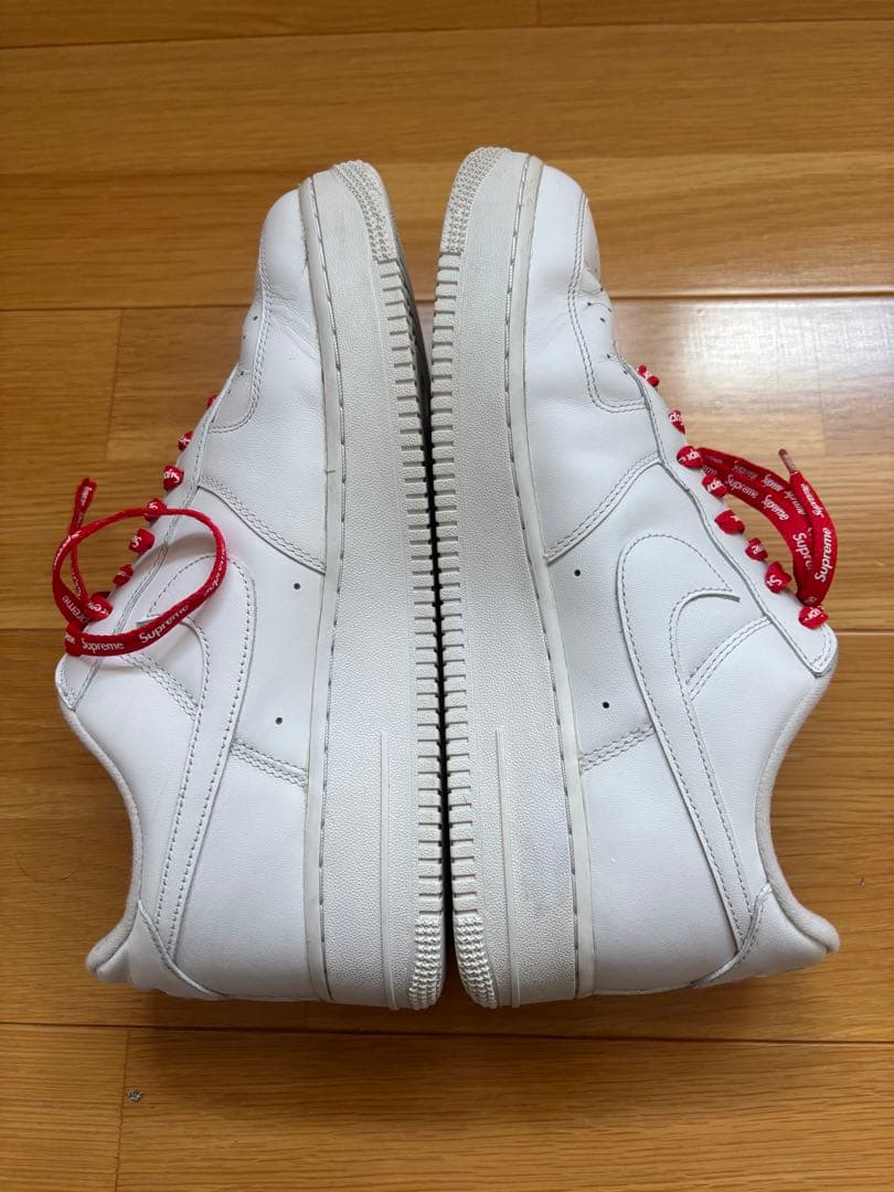 たいNike Air Force 1 ホワイト Supreme 27.5