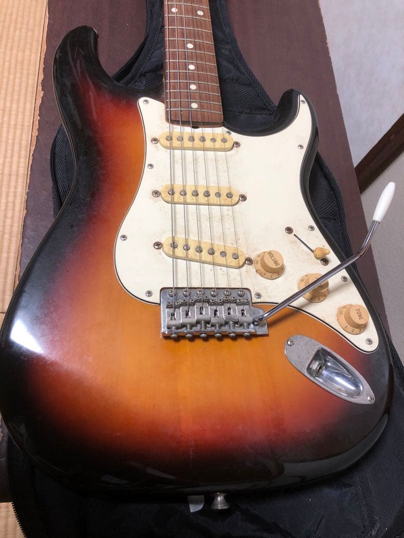 Fender Japan Nシリアル ストラトキャスター(ジャンク品)