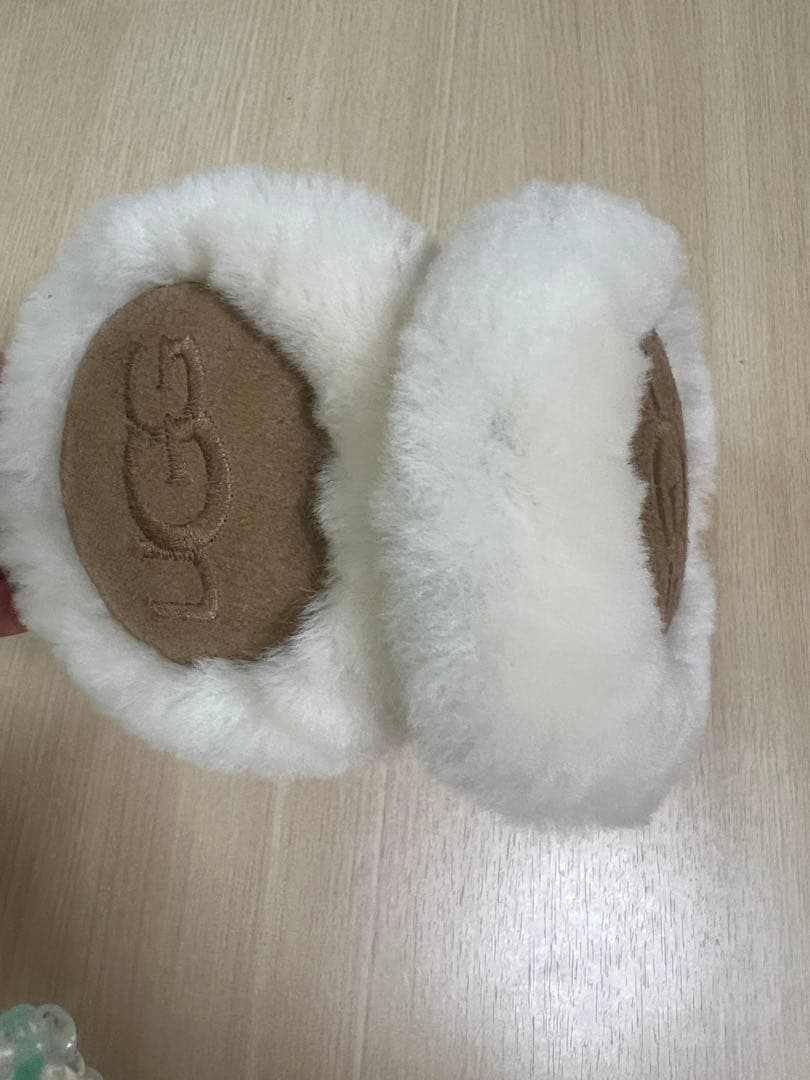 【美品】UGG イヤーマフ ブラウン　ベージュ