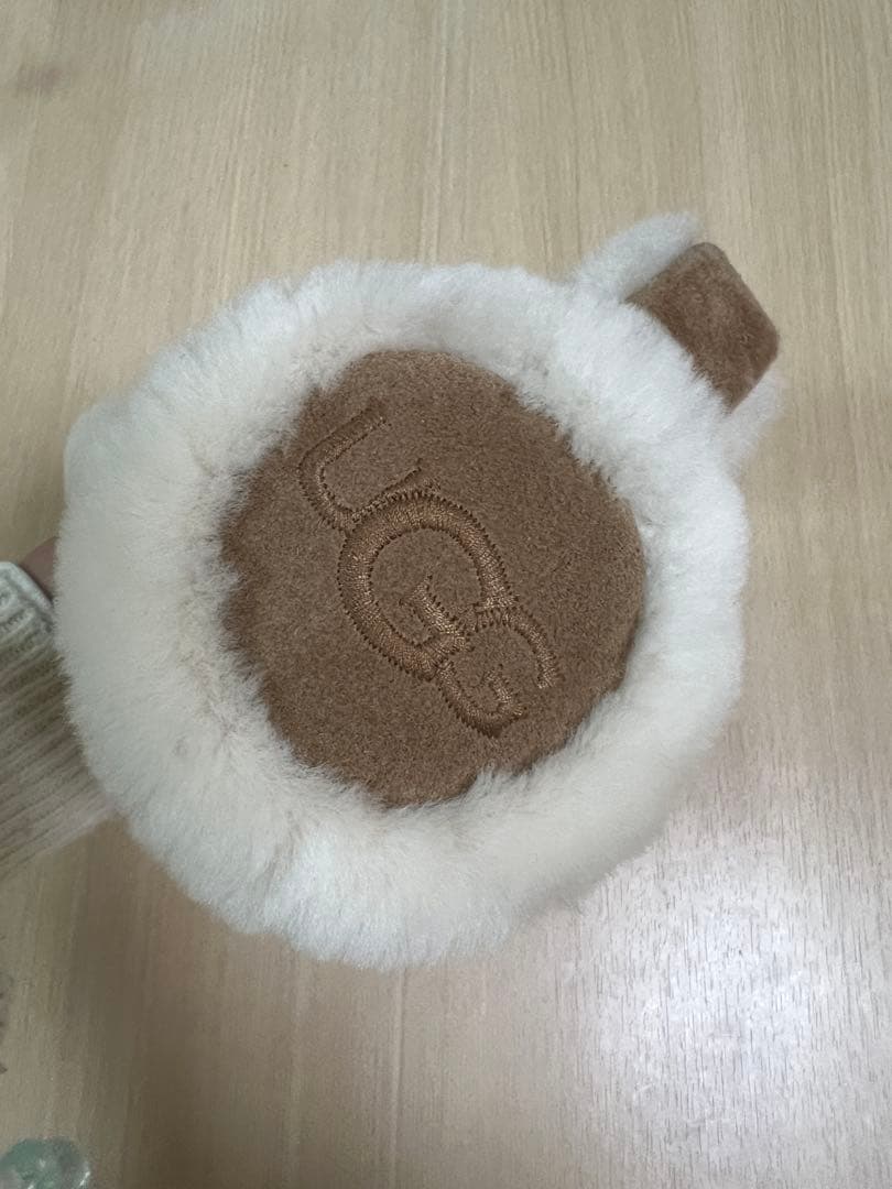 【美品】UGG イヤーマフ ブラウン　ベージュ