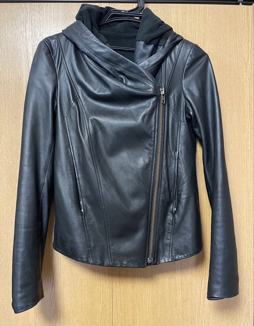 ヘルムートラング フード付きブラックレザージャケット