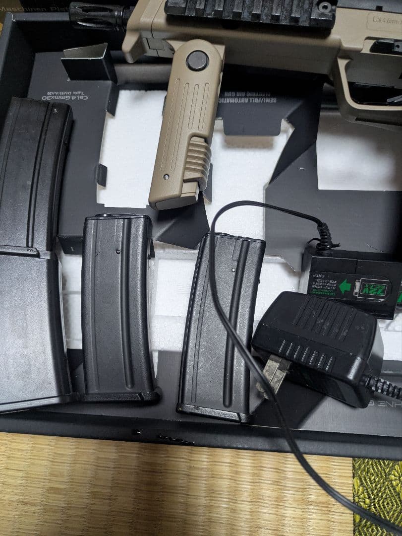東京マルイ 　MP7