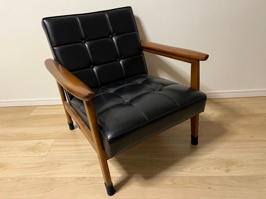 カリモク60 Kチェア1シータースタンダードブラック（ウォールナット色塗装）