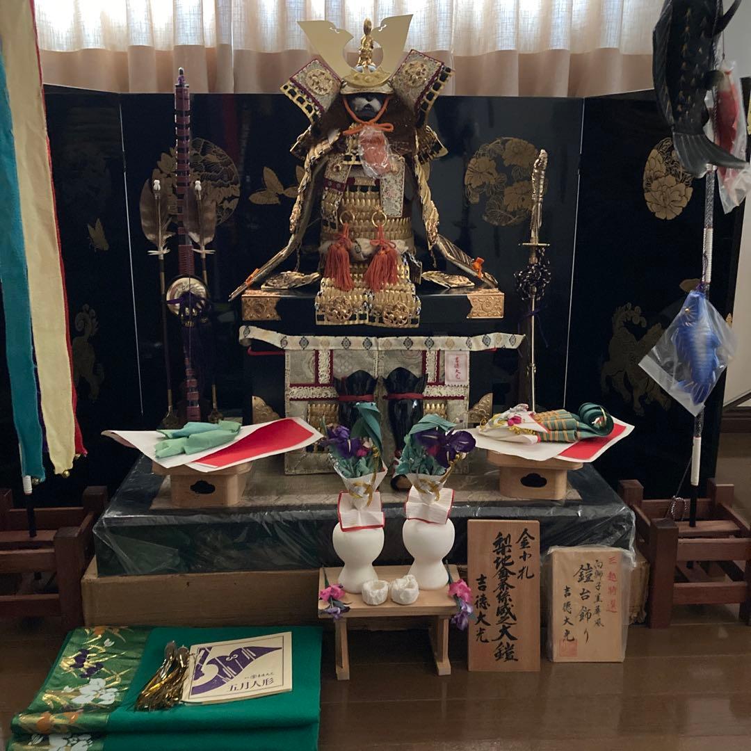 五月人形兜鎧かざり