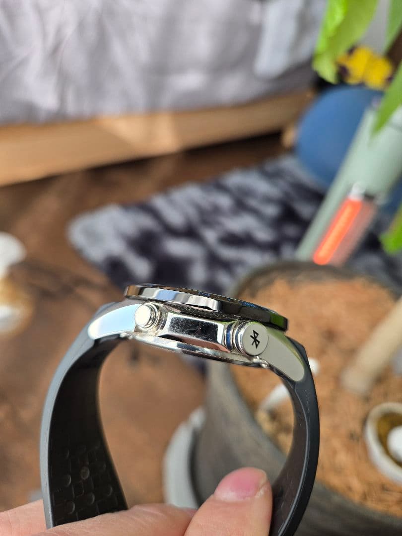 お*軒様 【箱説付・動作OK】CASIO EDIFICE EQB-501XBR-