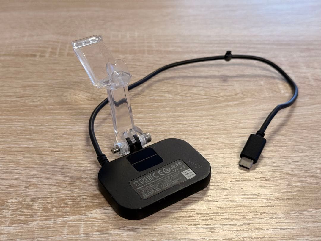 VIVE Facial Tracker Beyondマウント付き
