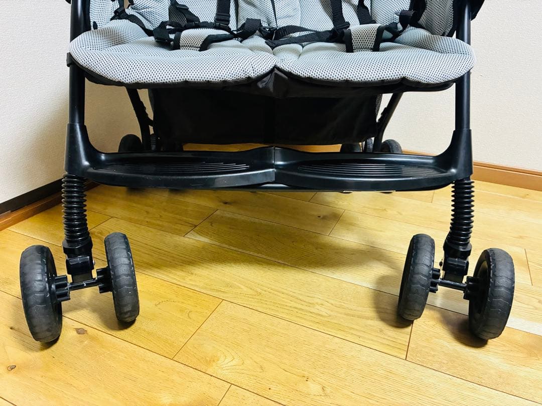 グレコ　デュオスポーツ2人乗りベビーカー