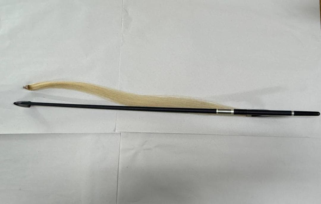 【訳あり】コントラバス弓　カーボン弓　毛替え必要　新品未使用