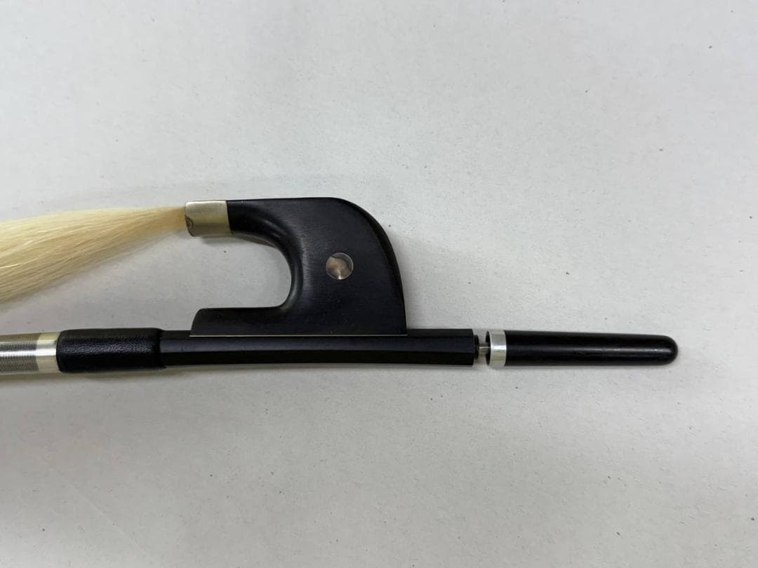 【訳あり】コントラバス弓　カーボン弓　毛替え必要　新品未使用