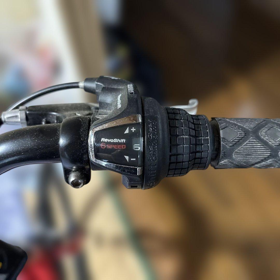 DUCATI 折りたたみ自転車 6段変速　レッド