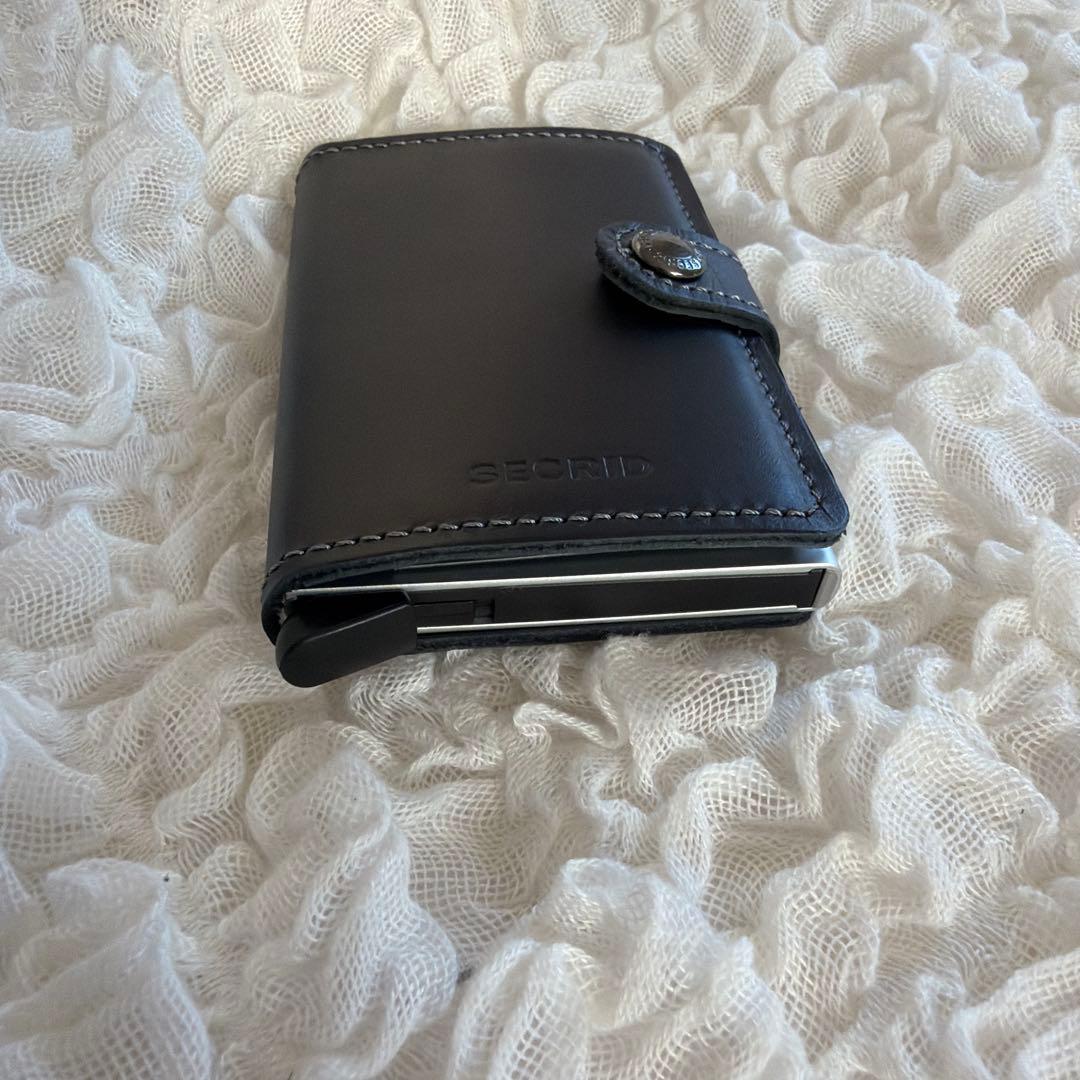 ⭐︎新品⭐︎secrid mini wallet セクリッドミニウォレットブラック