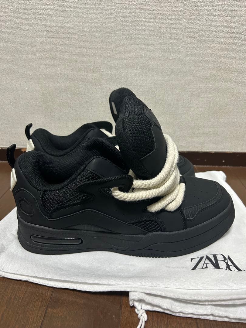 安値❗️ZARA ロープレーススニーカー