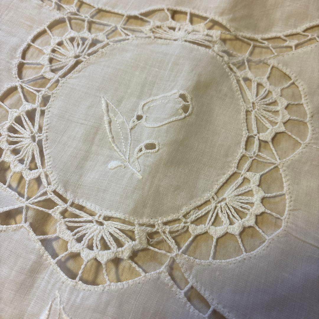 テーブルクロス　白　刺繍　お花　ヴィンテージ