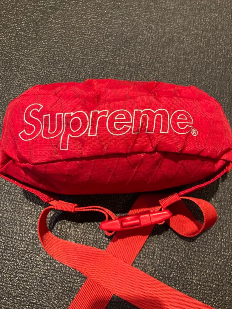 【超美品】Supreme レッド ボディバッグ・ウエストポーチ