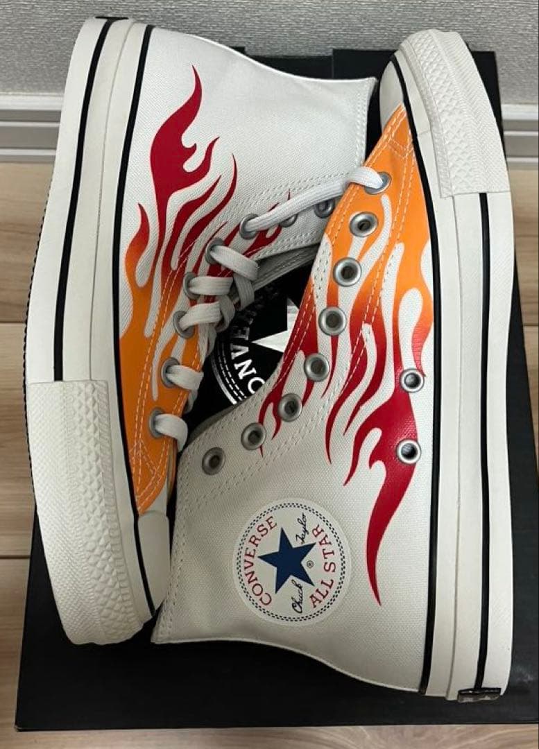 ほぼ未使用　CONVERSE 100周年ChuckTaylor フレイム　箱付き