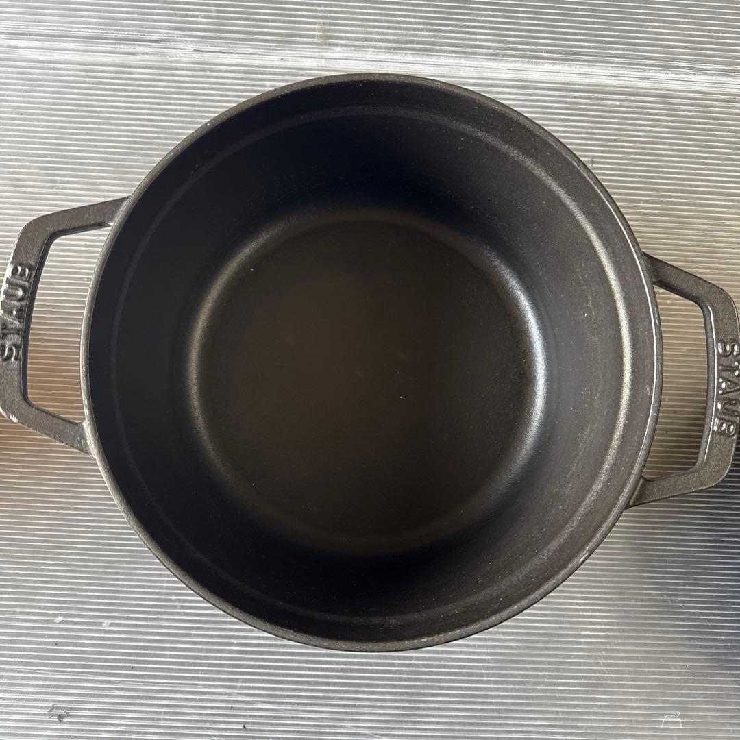 STAUB LA COCOTTE 鍋 22cm 現状品