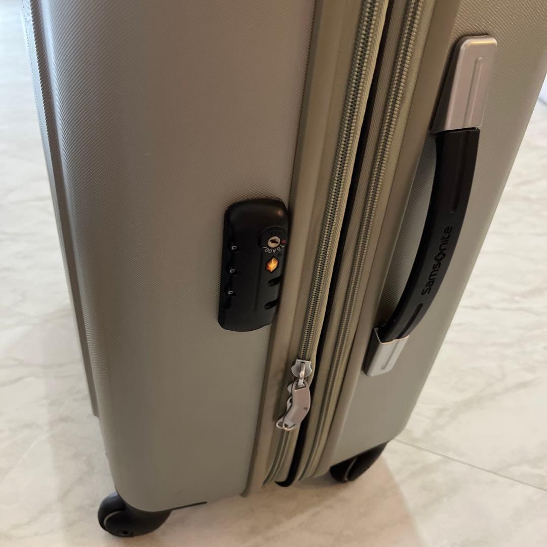 廃盤　Samsonite スーツケース サムソナイト Enormeスピナー59