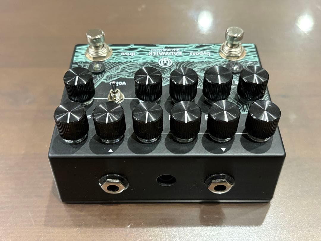 WALRUS AUDIO BADWATER ベースプリアンプ