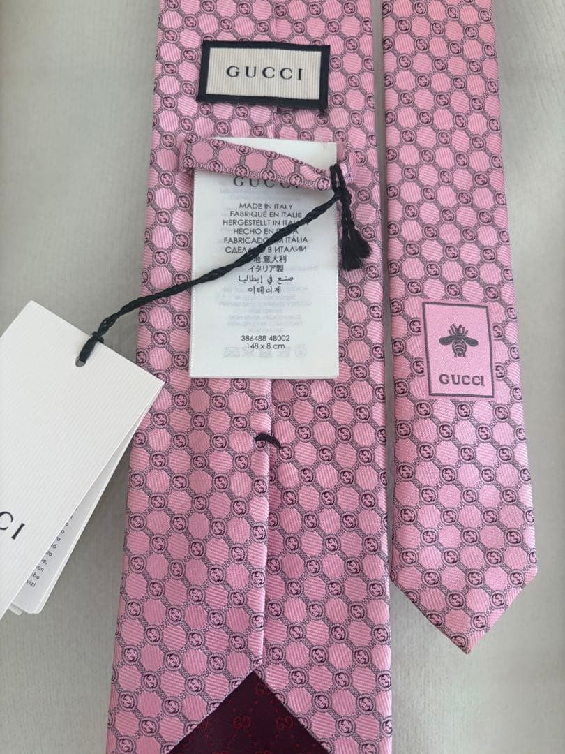 ⚠️本日23:59まで値下げ中⚠️【新品タグ付き】GUCCI シルクネクタイ ピンク