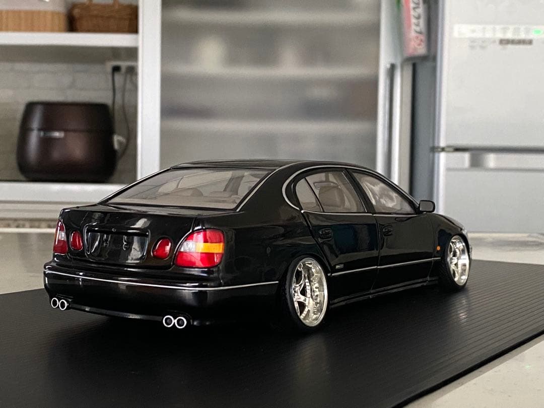 1/18 アリスト　スタンス19インチ　 ローダウンカスタム　オートアート