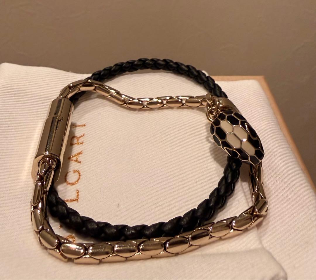 セルペンティ フォーエバー レザーブレスレット